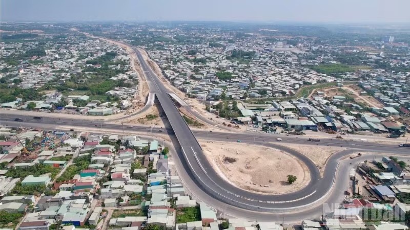 Bài 2: Sức bật từ hạ tầng